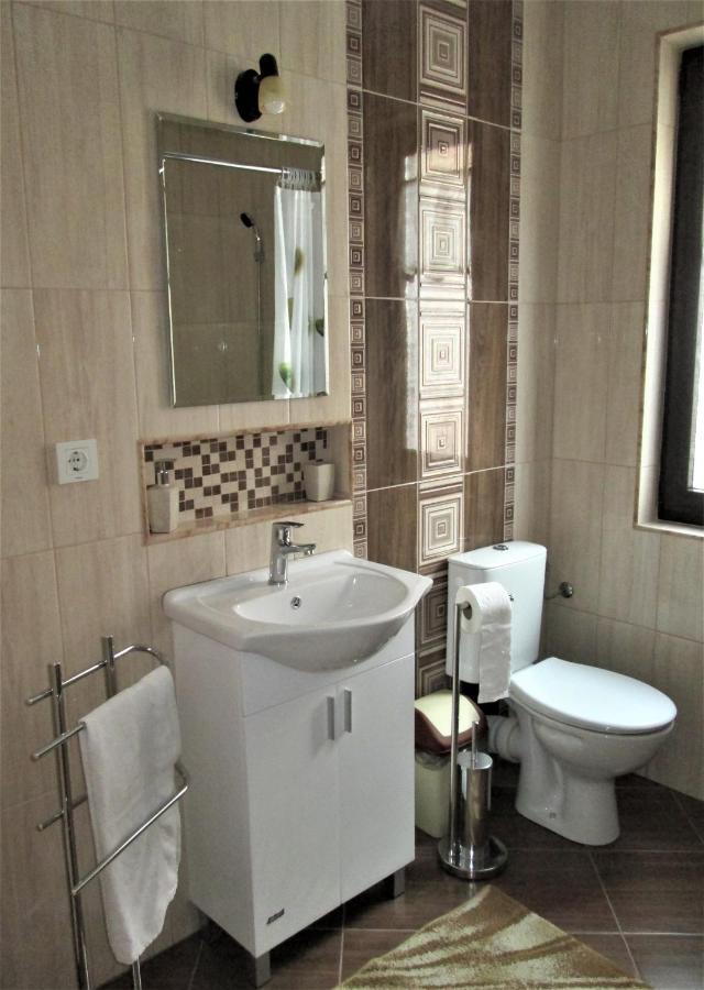 Studio Emi Pomorie Ngoại thất bức ảnh